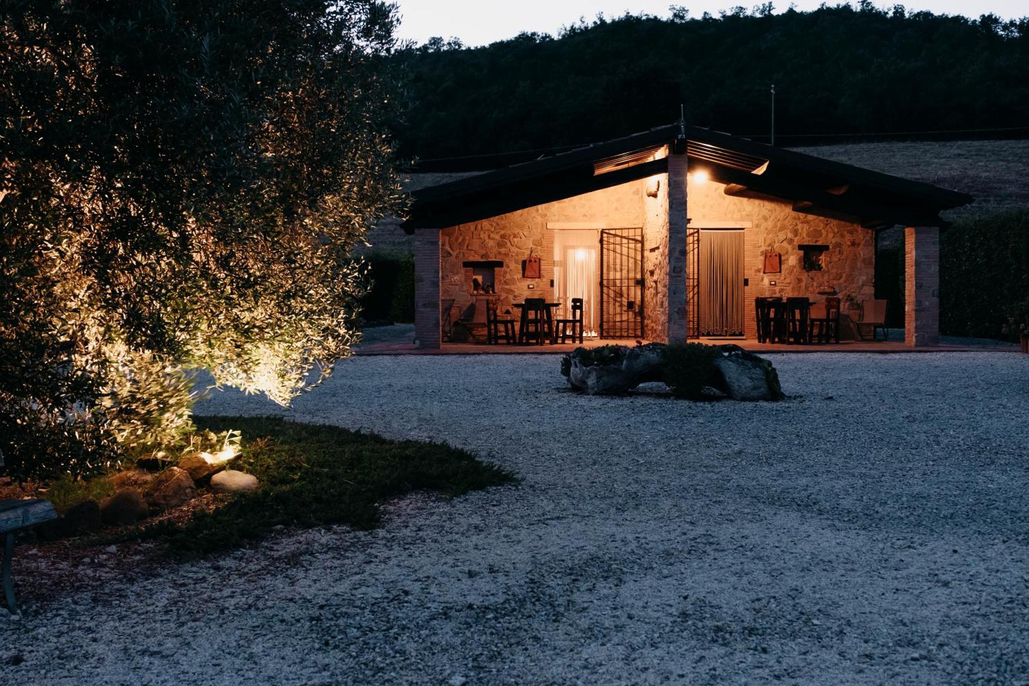 Вилла Poggio Al Vento Манчиано Экстерьер фото